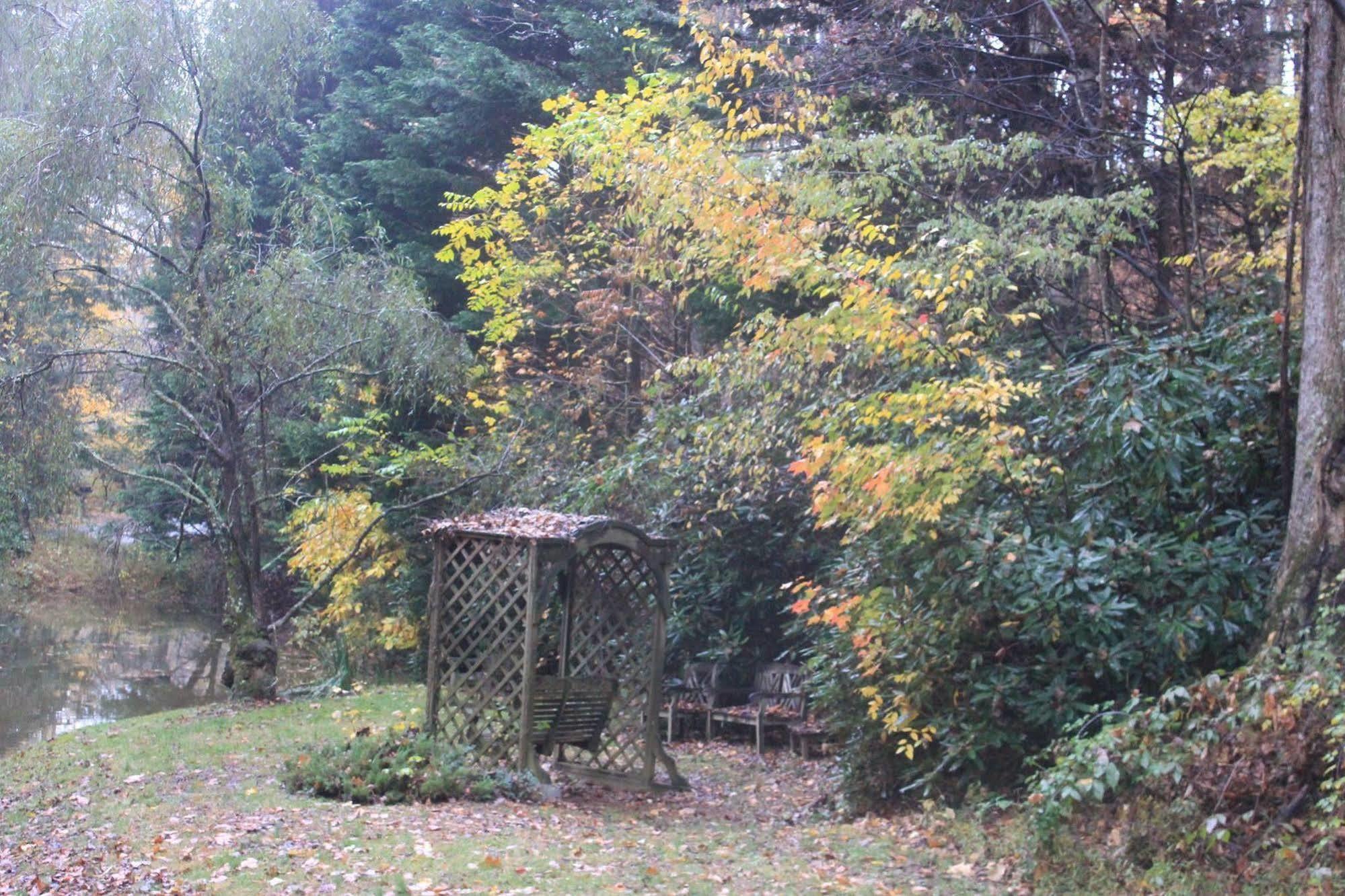 The Yellow House On Plott Creek Waynesville Eksteriør bilde